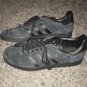 Black adida gazelles
